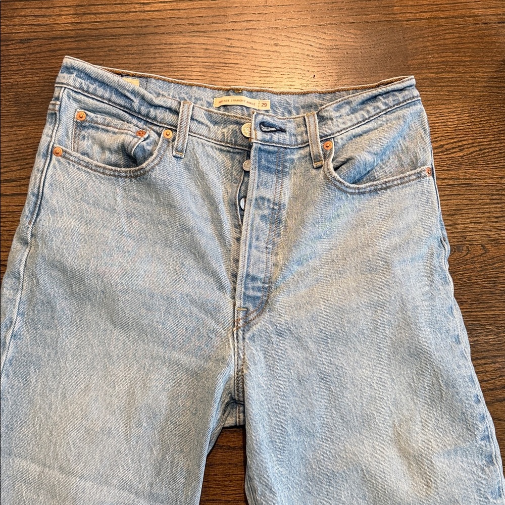 Levi’s Ribcage Straight Ankle